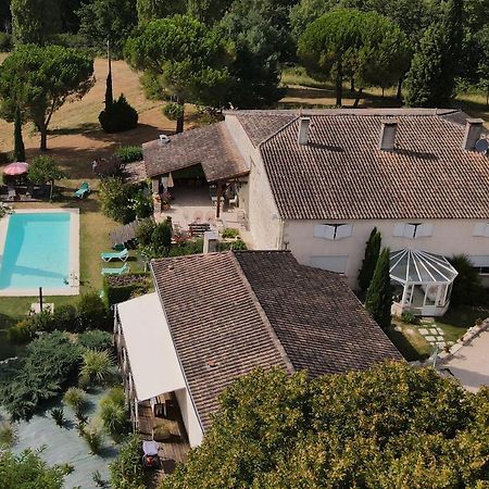 Bed and Breakfast Les Tamaris Castelnau-sur-Gupie Экстерьер фото