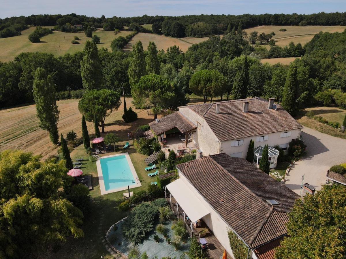 Bed and Breakfast Les Tamaris Castelnau-sur-Gupie Экстерьер фото